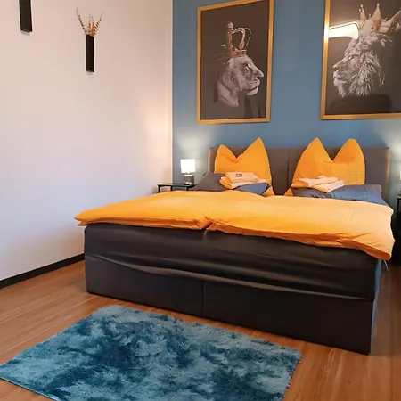 Casatua - Golden Lion - Parkplatz - Sport - Messe Apartment
