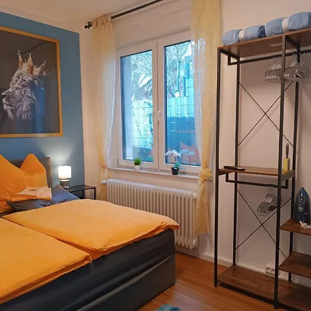 Casatua - Golden Lion - Parkplatz - Sport - Messe *