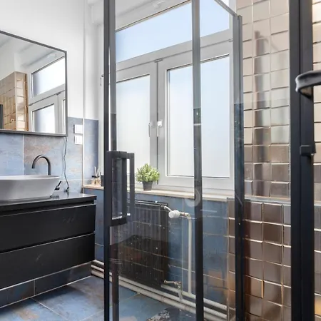 Apartment Casatua - Parkplatz - Tischfussball - Dart - Messe - Wifi - Küche *