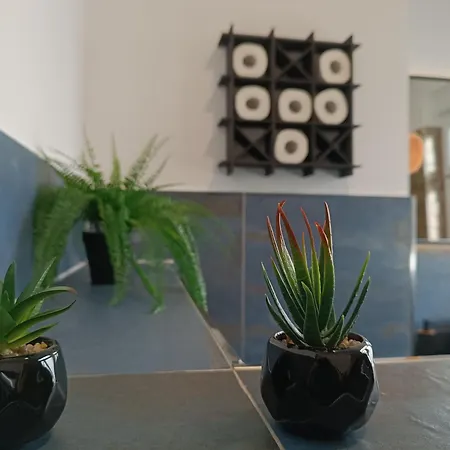 Casatua - Parkplatz - Tischfussball - Dart - Messe - Wifi - Küche Apartment Wuppertal