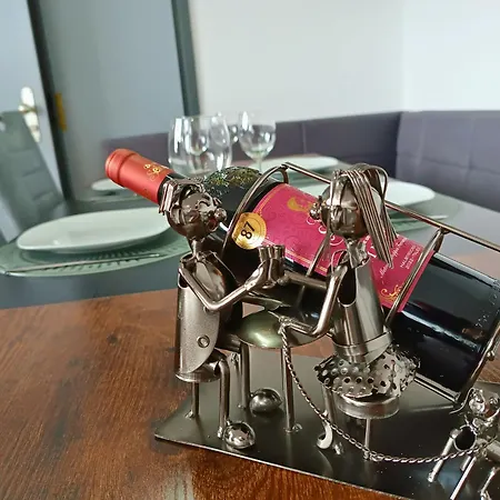 Casatua - Parkplatz - Tischfussball - Dart - Messe - Wifi - Kueche * Wuppertal