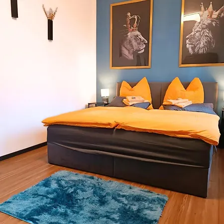 Casatua - Parkplatz - Tischfussball - Dart - Messe - Wifi - Küche Apartment *