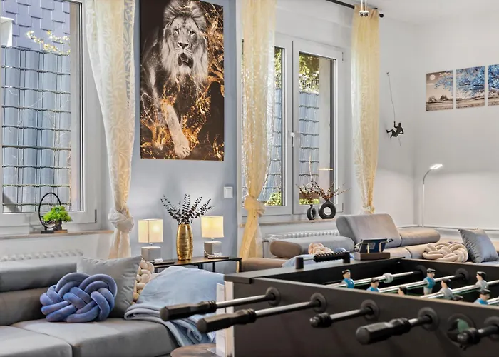 Casatua - Parkplatz - Tischfussball - Dart - Messe - Wifi - Küche Apartamento *