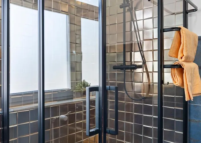 Casatua - Parkplatz - Tischfussball - Dart - Messe - Wifi - Küche Apartamento *