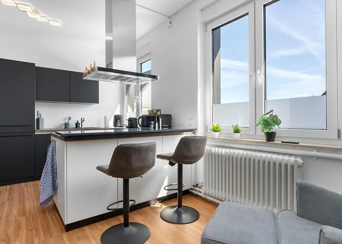 Casatua - Parkplatz - Tischfussball - Dart - Messe - Wifi - Küche Apartamento Wuppertal