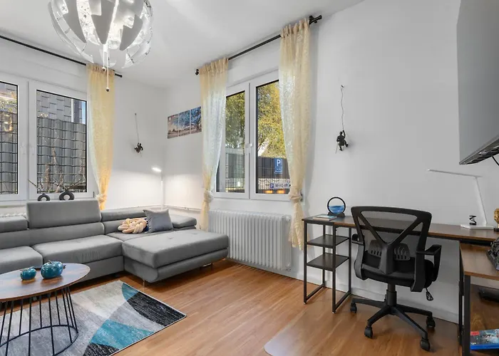 Apartamento Casatua - Parkplatz - Tischfussball - Dart - Messe - Wifi - Küche