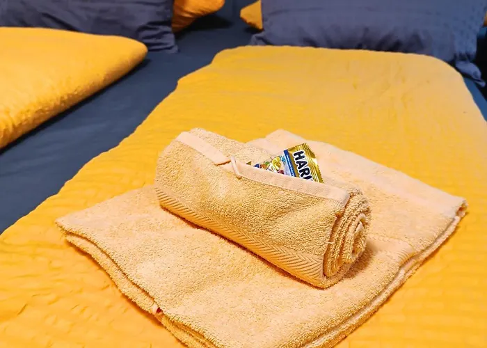 Casatua - Parkplatz - Tischfussball - Dart - Messe - Wifi - Küche Apartamento *